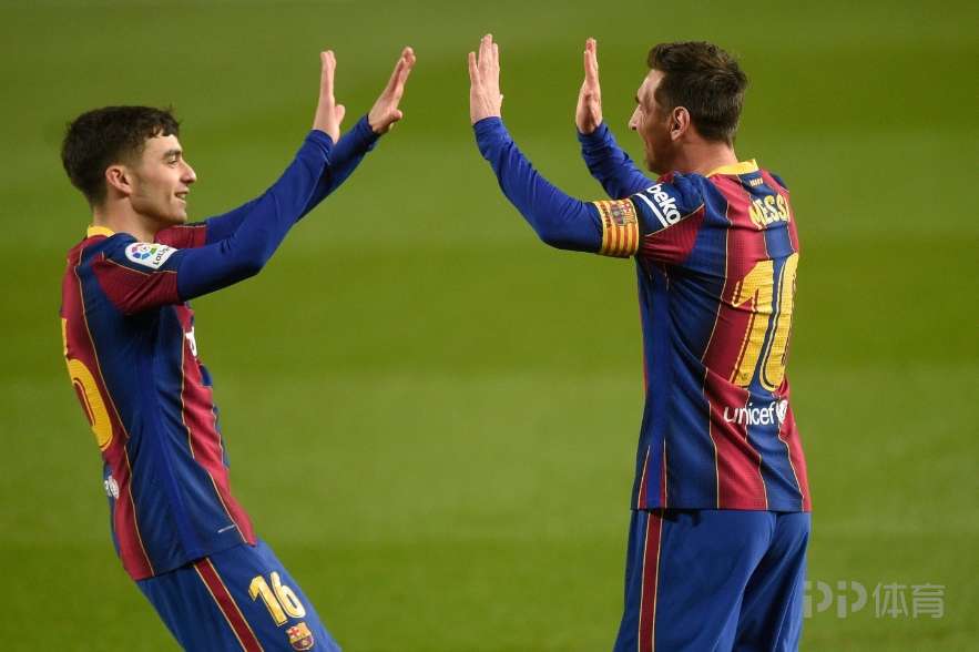 小时倒计时,中沙大战将,国足将士已,万博manbetx体育平台,万博体育官网,万博体育app下载,ManBetX,SPORTS